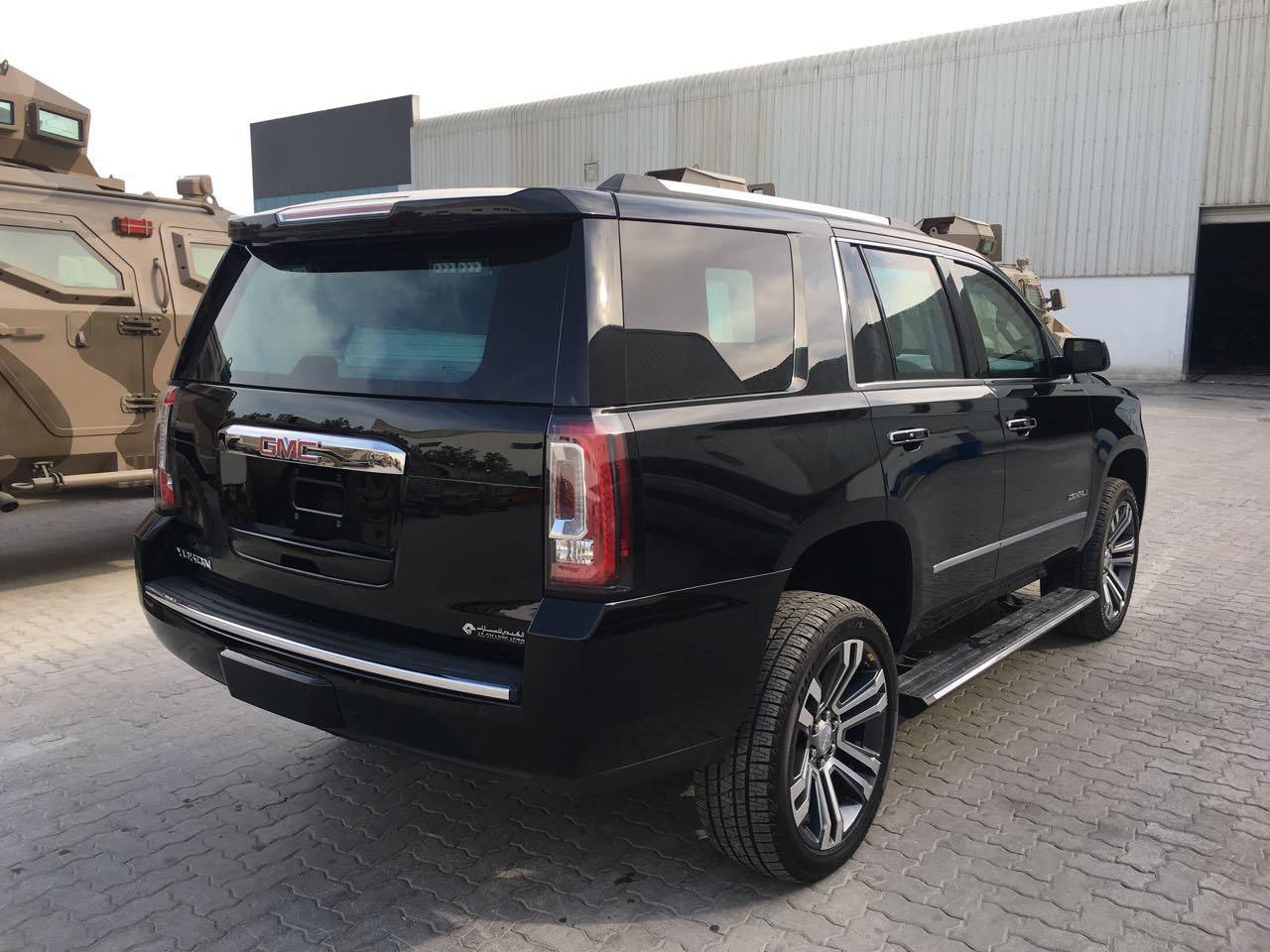 Бронирование автомобиля GMC Yukon