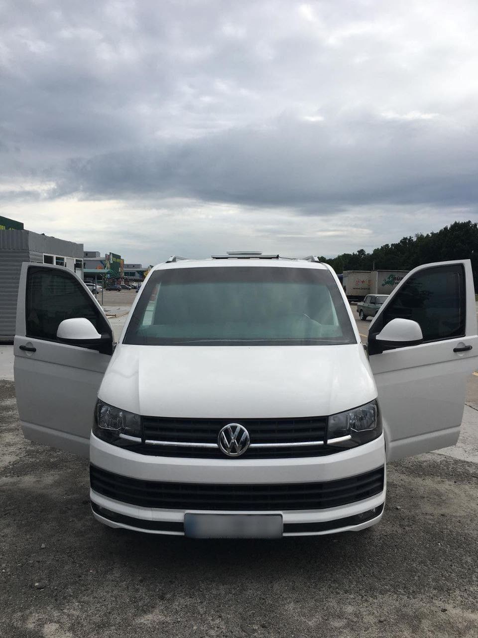 Iнкасаторські автомобілі Volkswagen T6